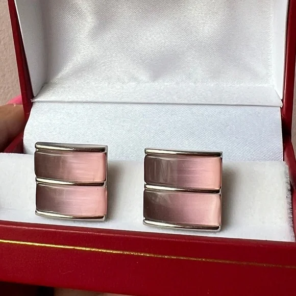 DONALD TRUMP SIGNATURE COLLECTION PINK CAT’S EYE GLASS CUFFLINKS SILVERTONE RARE